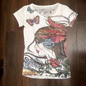 Vintage t-shirt with pretty jewels